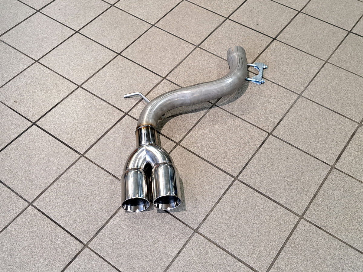 BMW 116i E81 Rear silencer delete 3 04eb 4bce a9cf