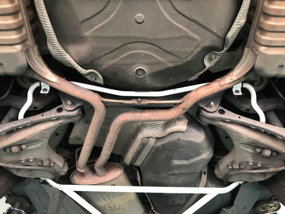 Ultra Racing Braces Audi A4 – Rear Anti-Roll Bar / Rear Sway Bar / Rear Stabilizer Bar