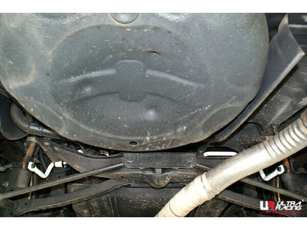 Ultra Racing Braces Toyota Corona – Rear Anti-Roll Bar / Rear Sway Bar / Rear Stabilizer Bar