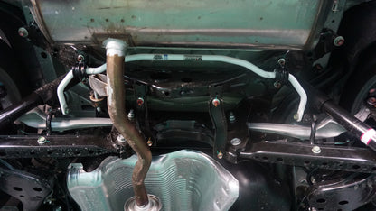 Ultra Racing Braces Nissan Qashqai / X-Trial – Rear Anti-Roll Bar / Rear Sway Bar / Rear Stabilizer Bar