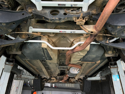 Ultra Racing Braces Nissan Murano – Rear Anti-Roll Bar / Rear Sway Bar / Rear Stabilizer Bar