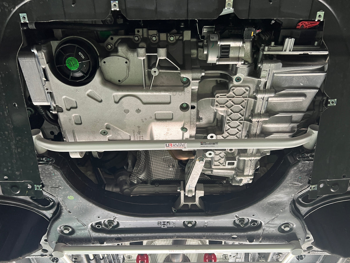 Ultra Racing Front Lower Brace-730