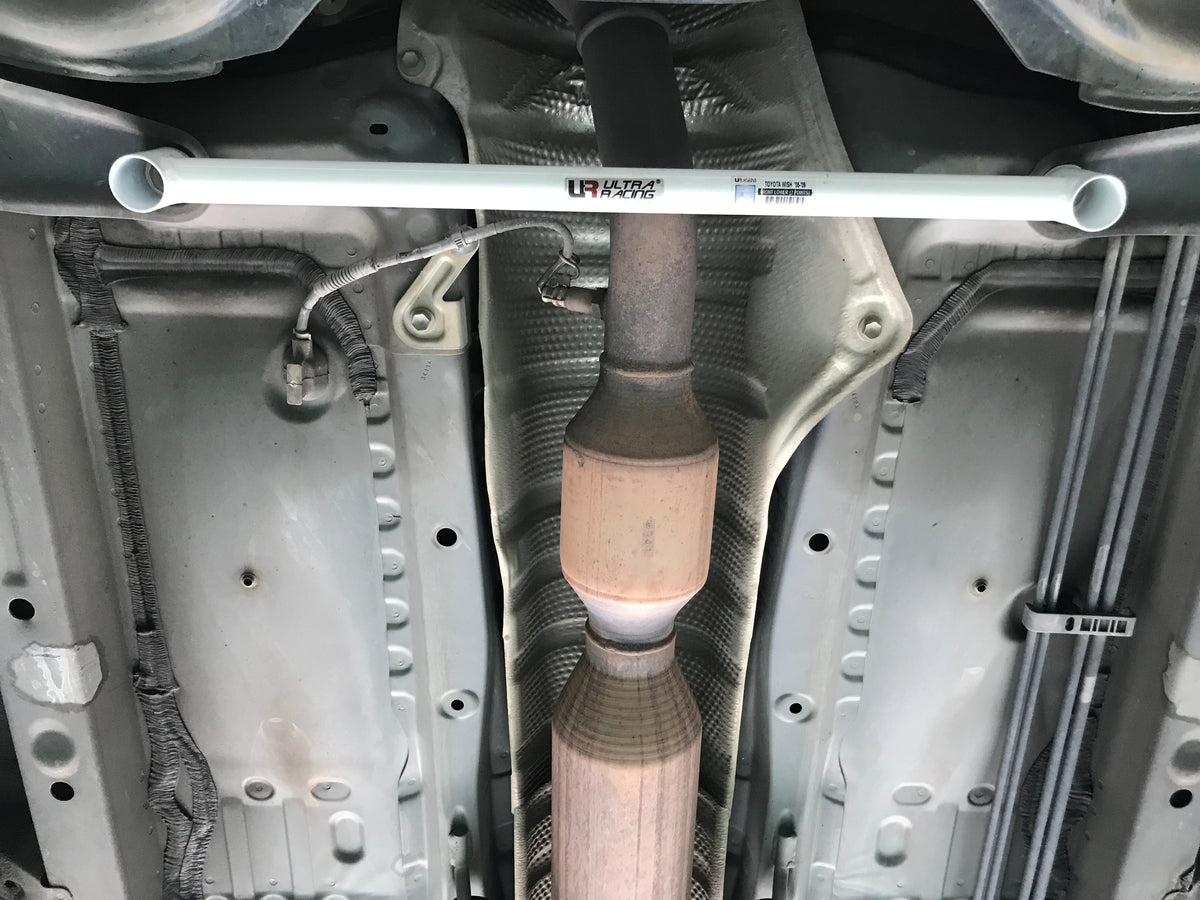 Ultra Racing Front Lower Brace-937