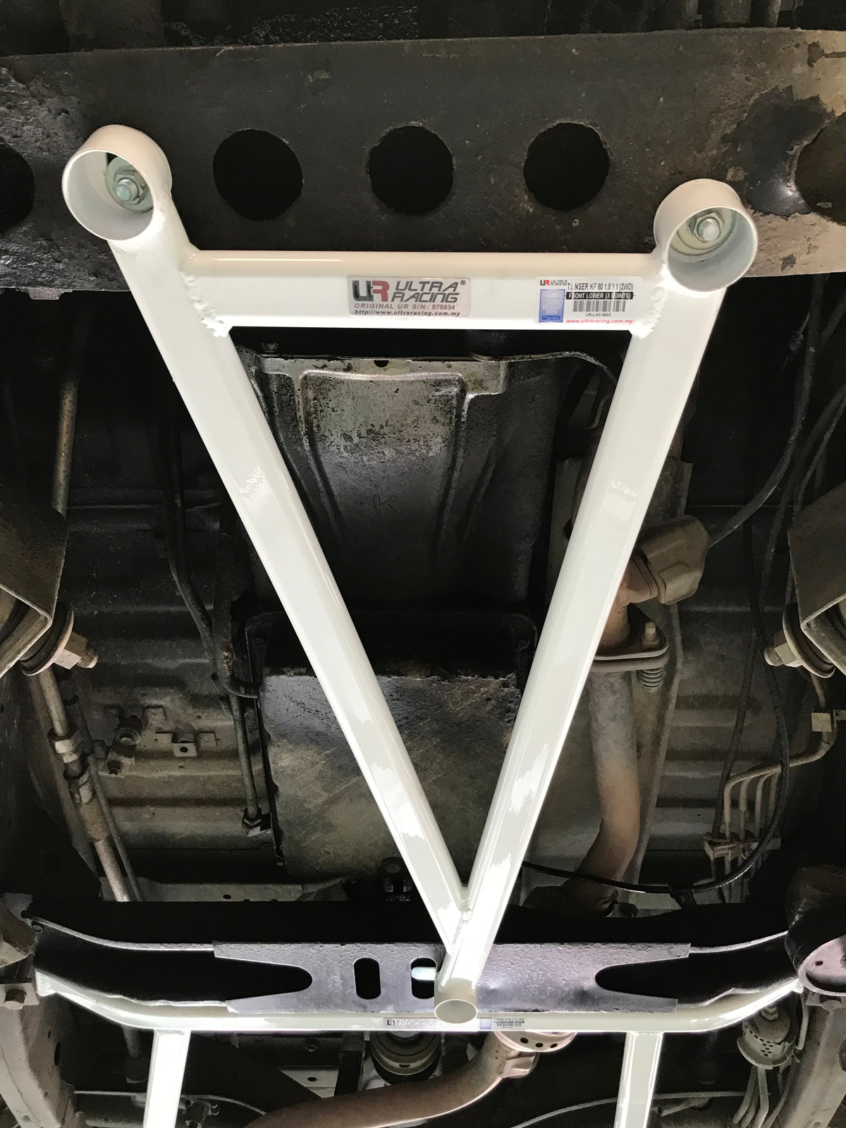 Ultra Racing Front Lower Brace-929