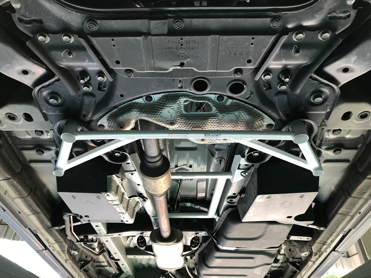 Ultra Racing Braces Toyota Alphard / Estima / Previa / Vellfire – Front Lower Bar / Front Member Brace