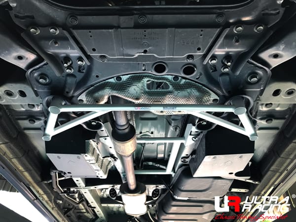 Ultra Racing Braces Toyota Alphard / Estima / Previa / Vellfire – Front Lower Bar / Front Member Brace - UR-LA4-1022 - image