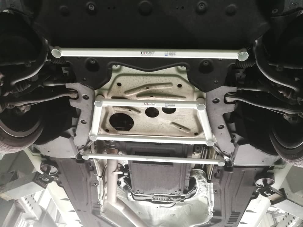 Ultra Racing Front Lower Brace-58
