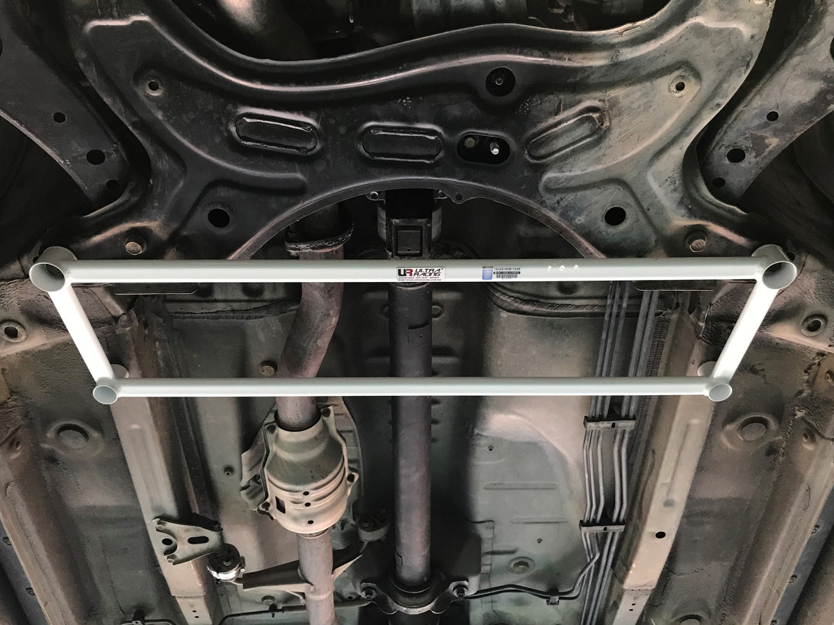 Ultra Racing Front Lower Brace-911