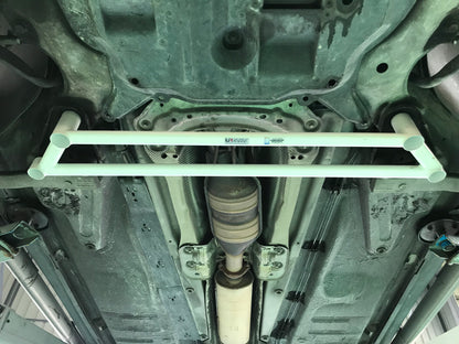 Ultra Racing Braces Volvo XC90 – Front Lower Bar / Front Member Brace