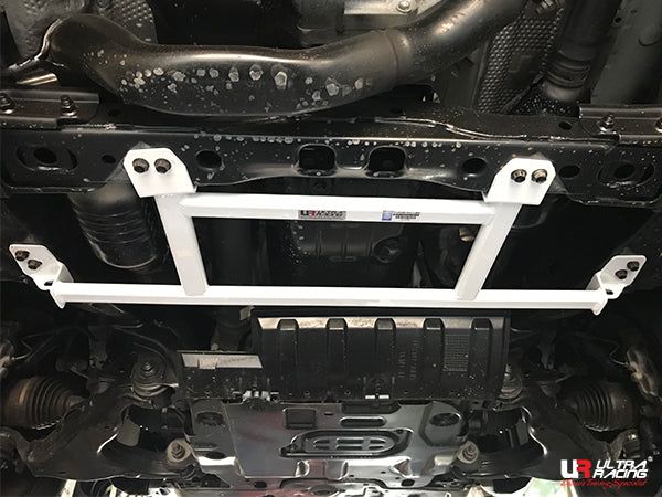 Ultra Racing Braces Toyota FJ Cruiser – Front Lower Bar / Front Member Brace