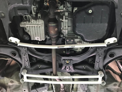 Ultra Racing Braces Toyota Sienta – Front Lower Bar / Front Member Brace