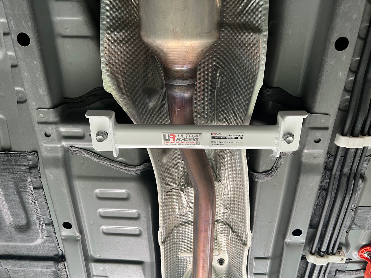 Ultra Racing Mid Lower Brace-368