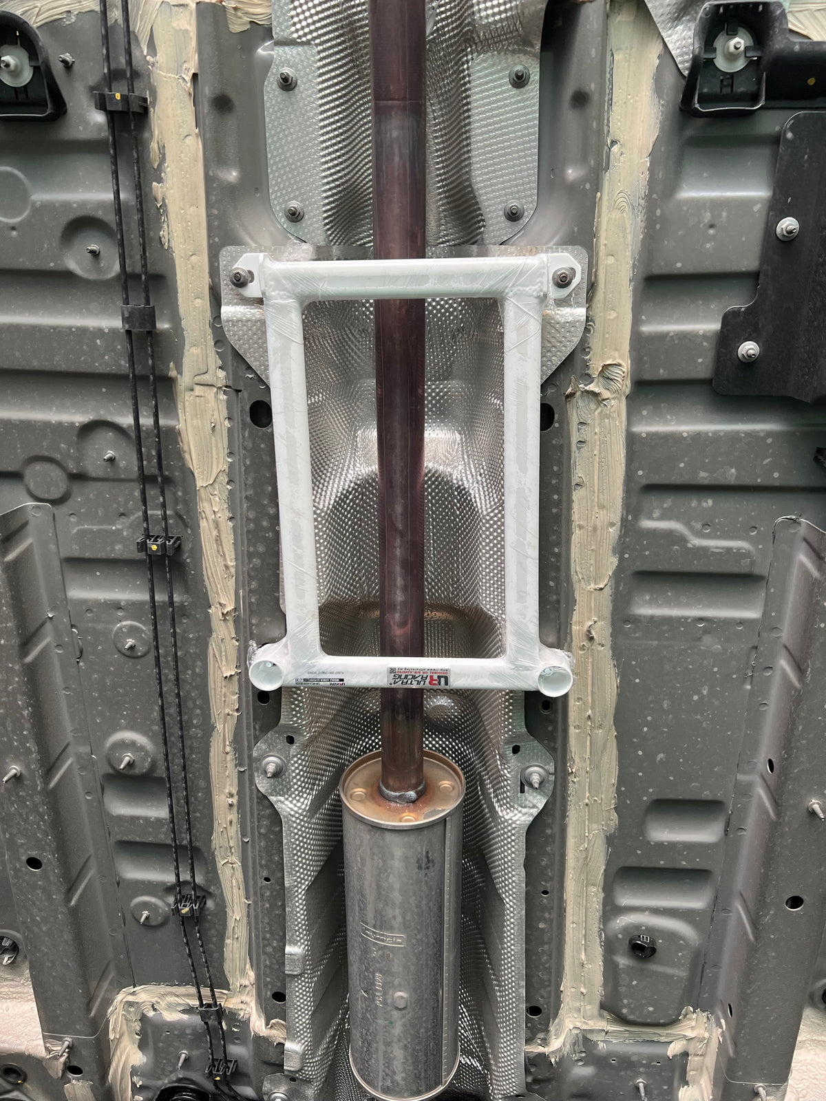 Ultra Racing Mid Lower Brace-293