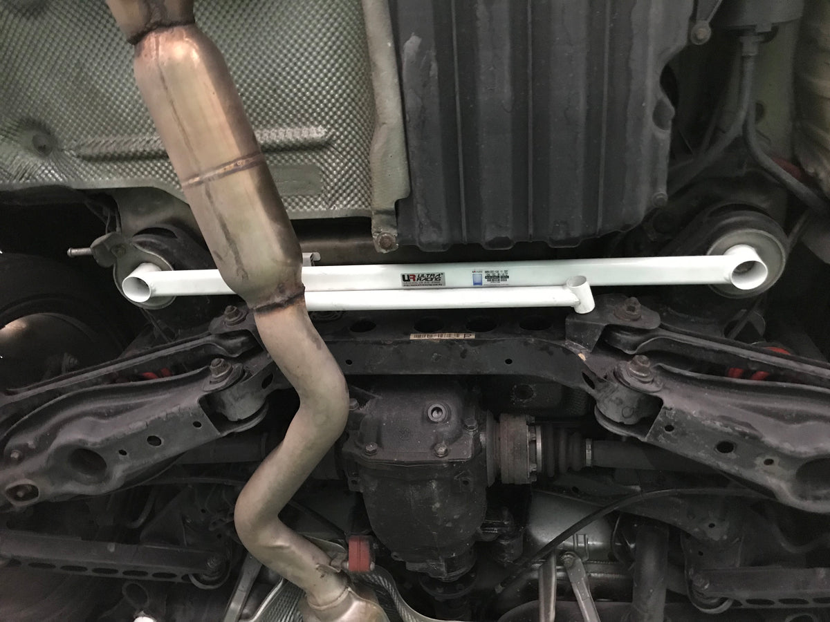 Ultra Racing Rear Lower Brace-85