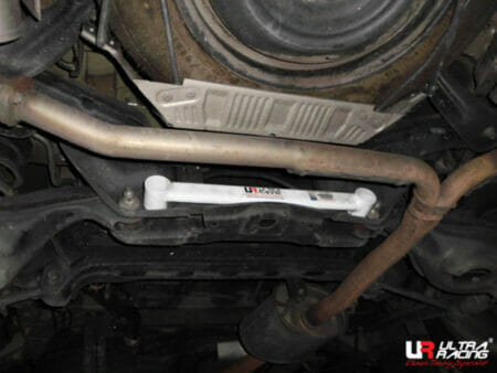 Ultra Racing Braces Honda Elysion – Rear Lower Bar / Rear Member Brace - UR-RL2-1040