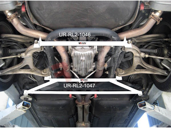 Ultra Racing Braces Maserati 3200 GT – Rear Lower Bar / Rear Member Brace