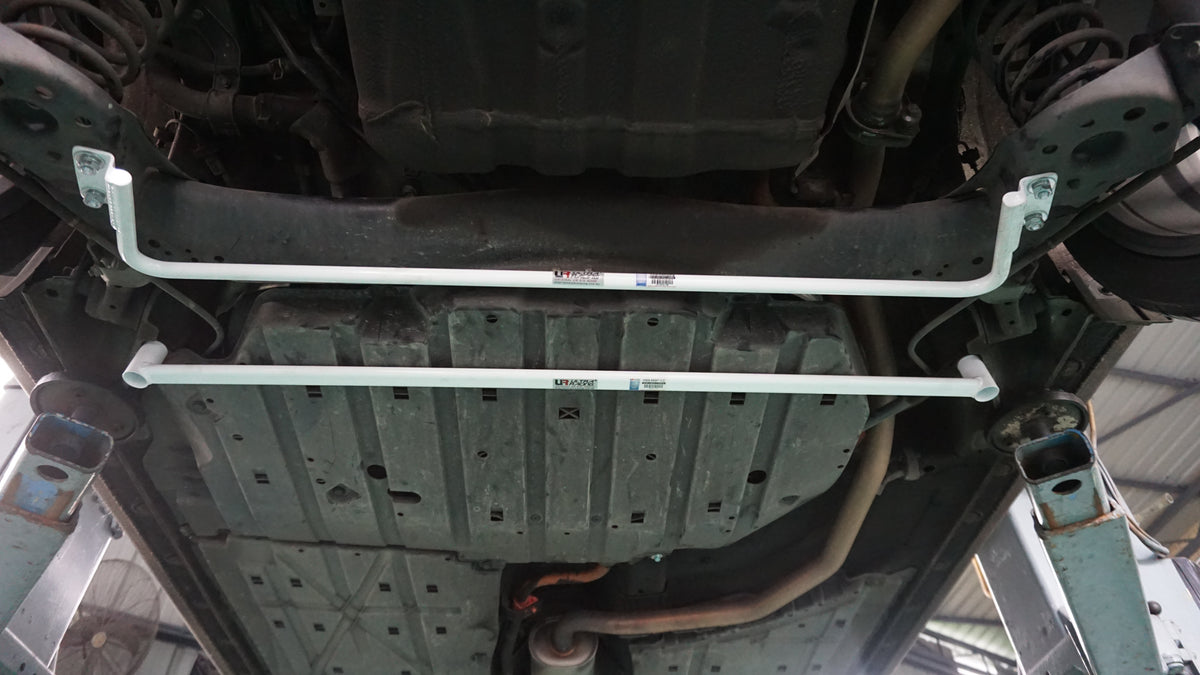 Ultra Racing Rear Lower Brace-317