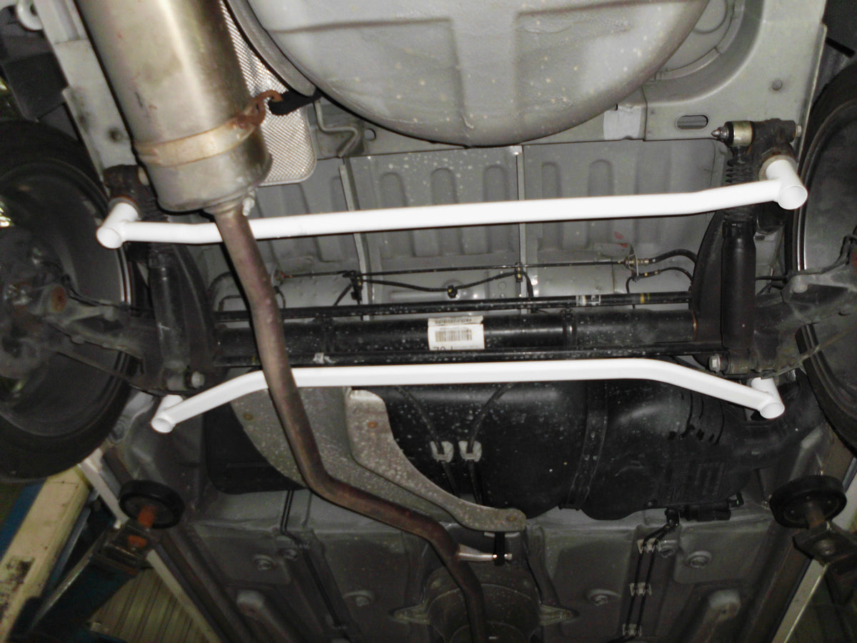Ultra Racing Rear Lower Brace-776