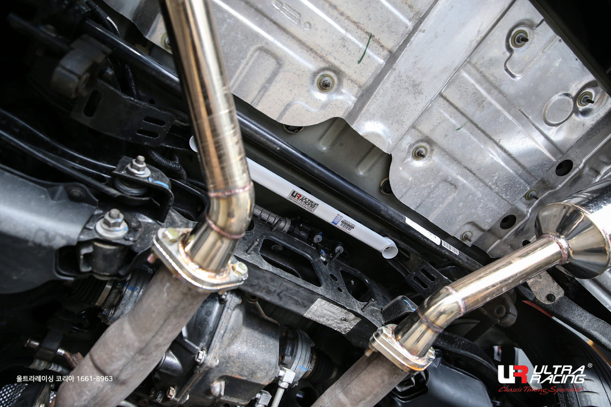 Ultra Racing Rear Lower Brace-164