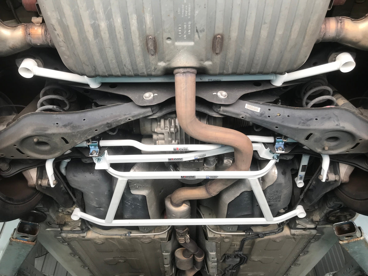 Ultra Racing Rear Lower Brace-47