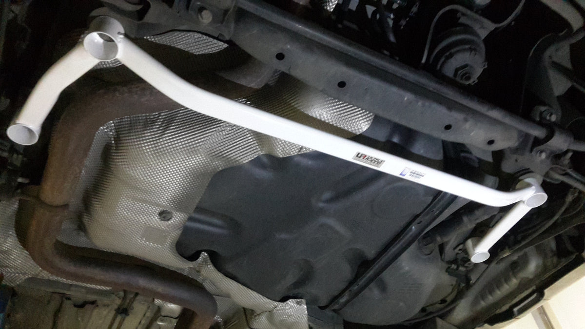 Ultra Racing Rear Lower Brace-241