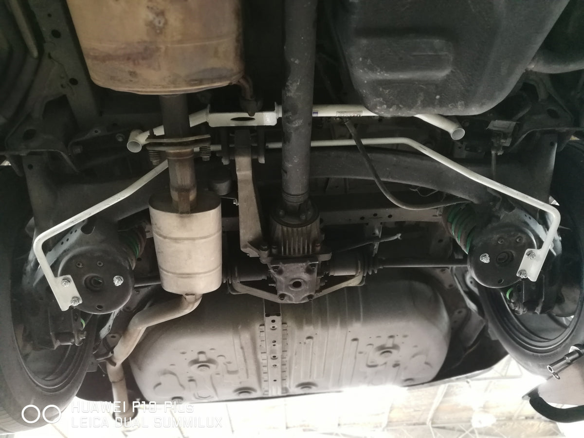 Ultra Racing Rear Lower Brace-972