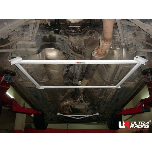 Ultra Racing Braces Toyota Altezza – Rear Lower Bar / Rear Member Brace