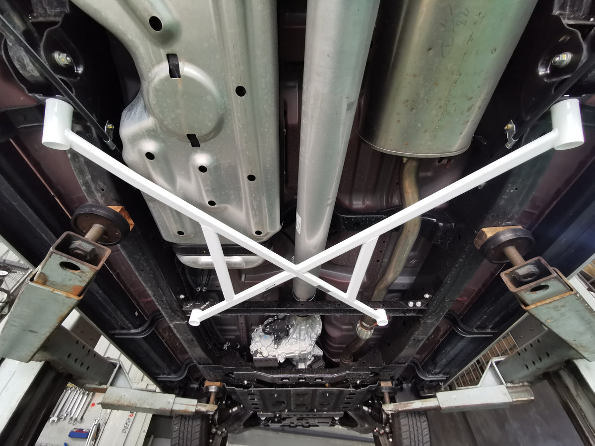 Ultra Racing Braces Isuzu D-Max – Rear Lower Bar / Rear Member Brace