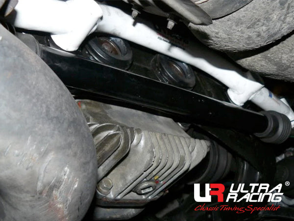 Ultra Racing Rear Lower Brace-747
