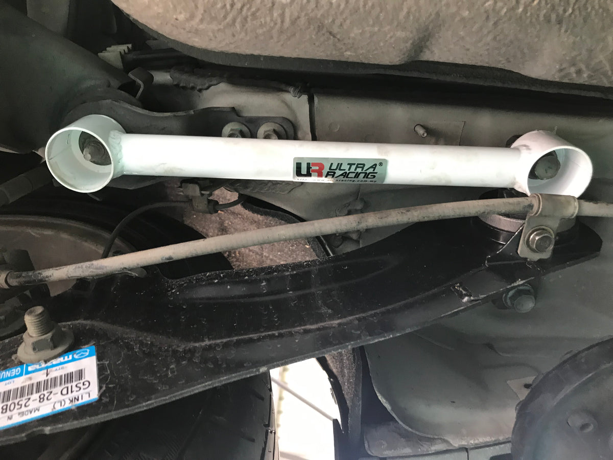 Ultra Racing Rear Lower Brace-575