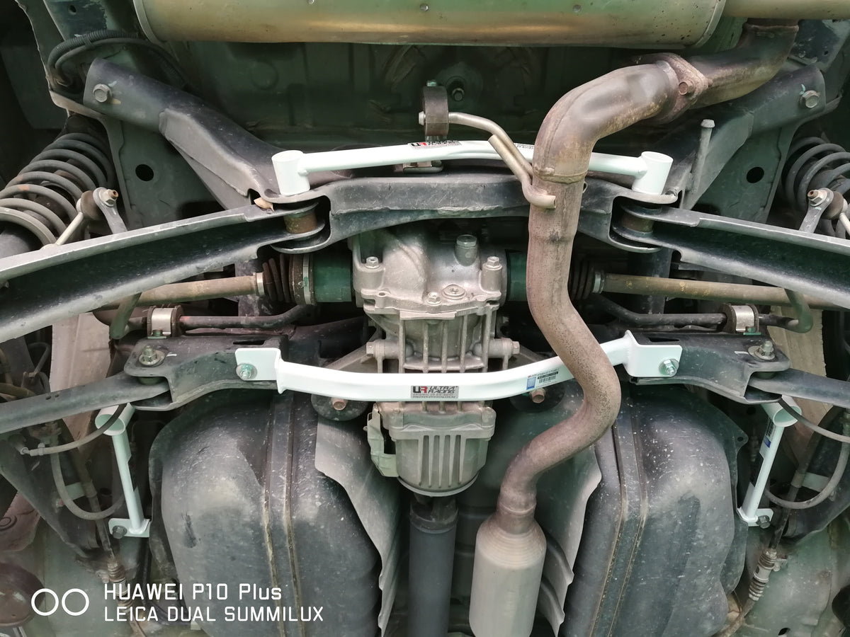 Ultra Racing Rear Lower Brace-665