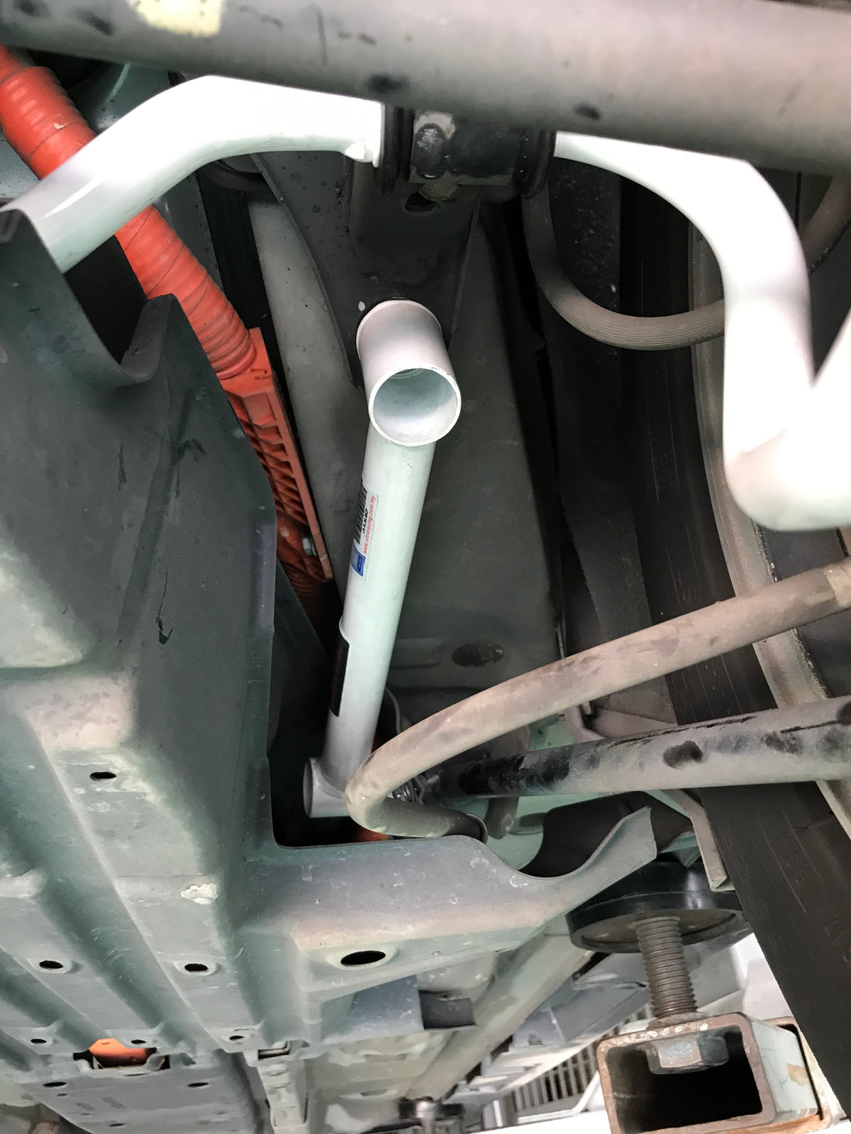 Ultra Racing Rear Lower Brace-509
