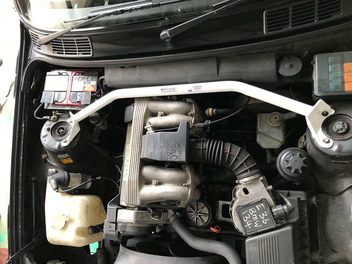 Ultra Racing Front Strut Brace-39
