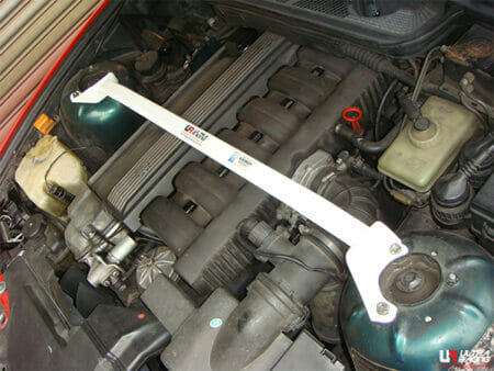 Ultra Racing Braces BMW E36 – Front Strut Bar / Front Tower Bar / Front Upper Brace - UR-TW2-071