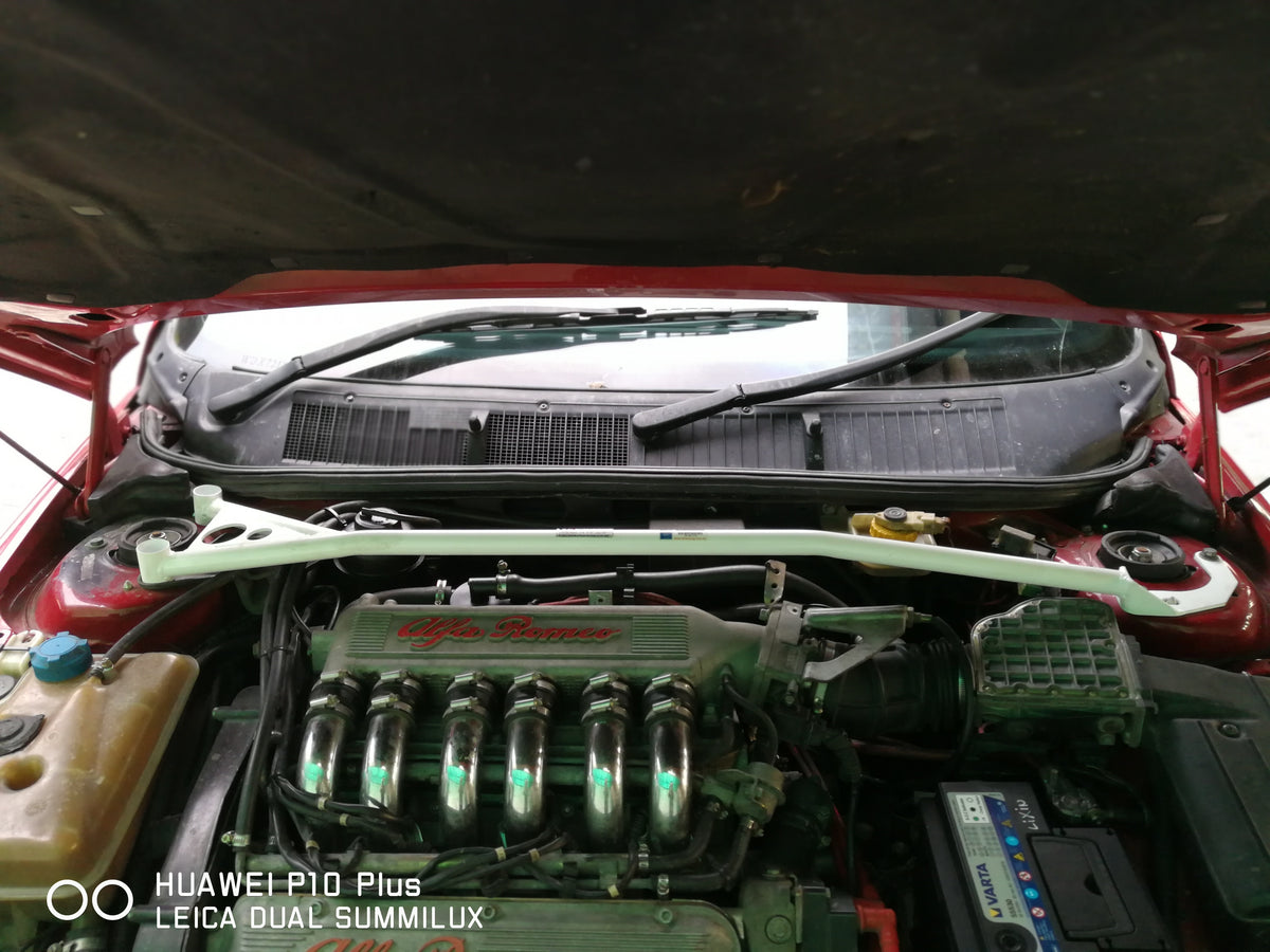 Ultra Racing Front Strut Brace-9