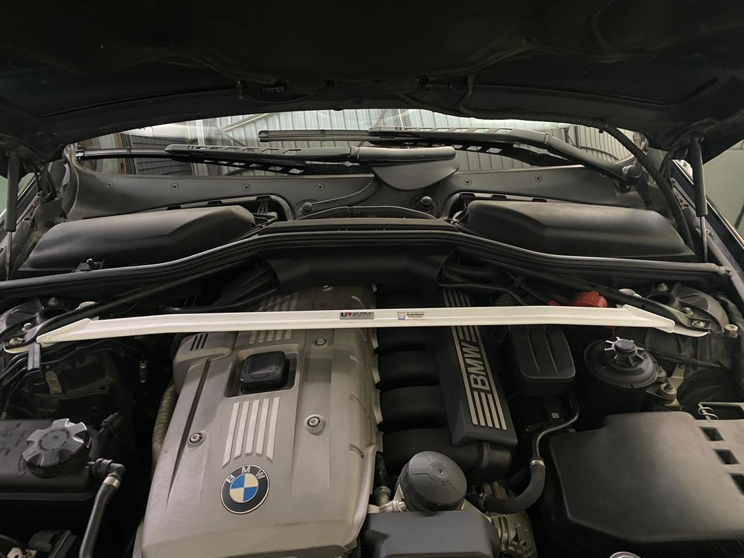 Ultra Racing Front Strut Brace-60