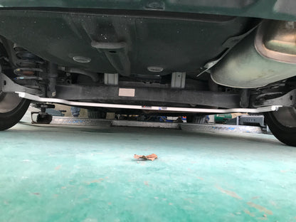 Ultra Racing Braces Kia Forte / Koup / Soul – Rear Anti-Roll Bar / Rear Sway Bar / Rear Stabilizer Bar