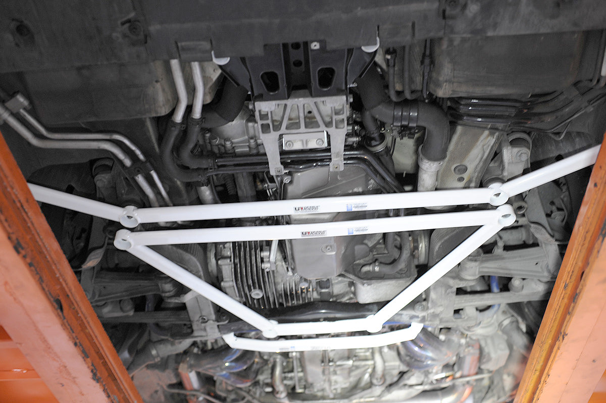 Ultra Racing Rear Lower Brace-790