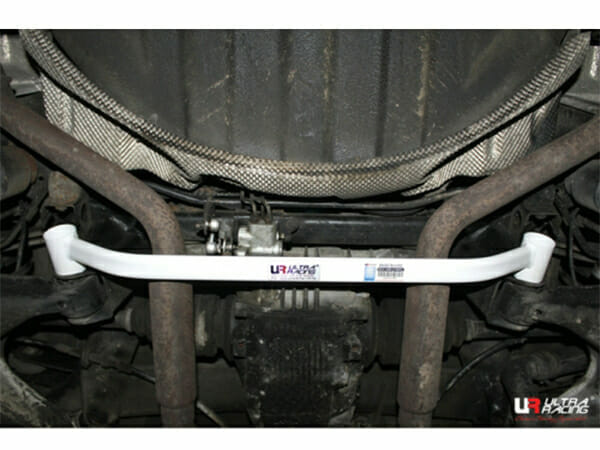 Ultra Racing Braces BMW E38 – Rear Lower Bar / Rear Member Brace