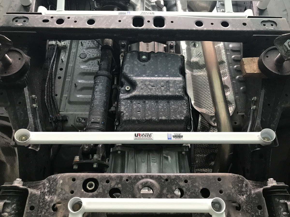 Ultra Racing Front Lower Brace-878