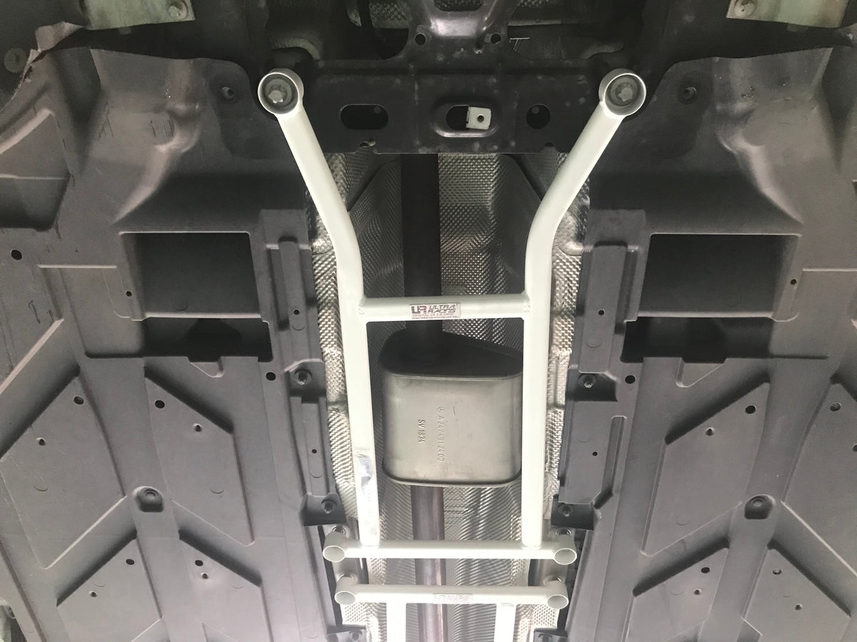 Ultra Racing Front Lower Brace-506