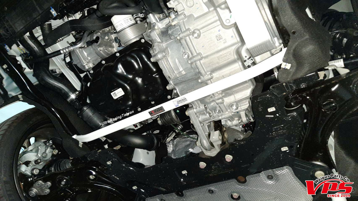 Ultra Racing Front Lower Brace-187