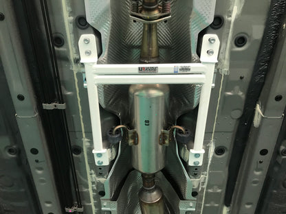 Ultra Racing Braces Toyota Auris / Corolla Altis / Corolla Cross – Middle Lower Bar / Middle Member Brace