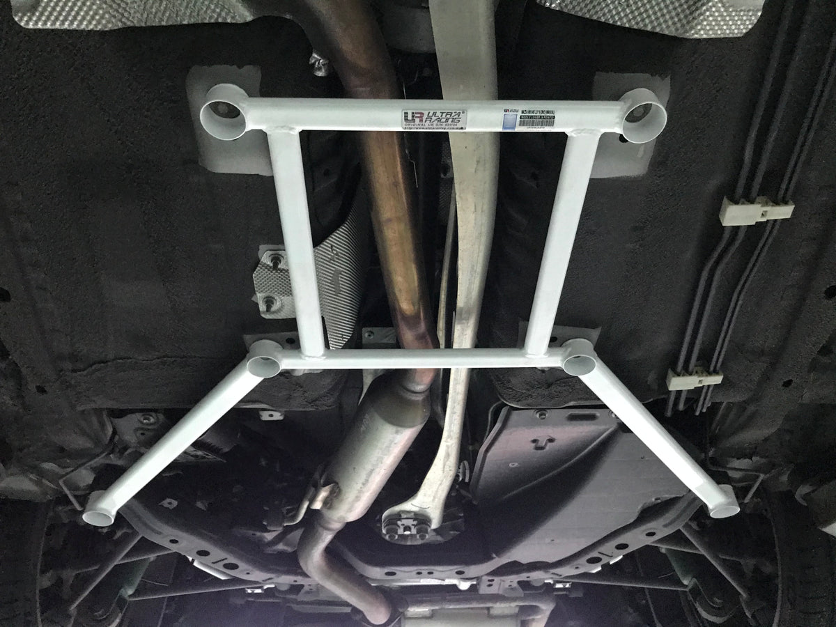 Ultra Racing Mid Lower Brace-201