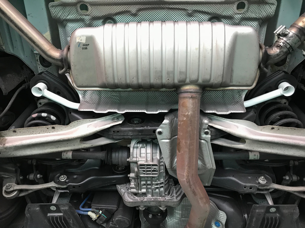 Ultra Racing Rear Lower Brace-428