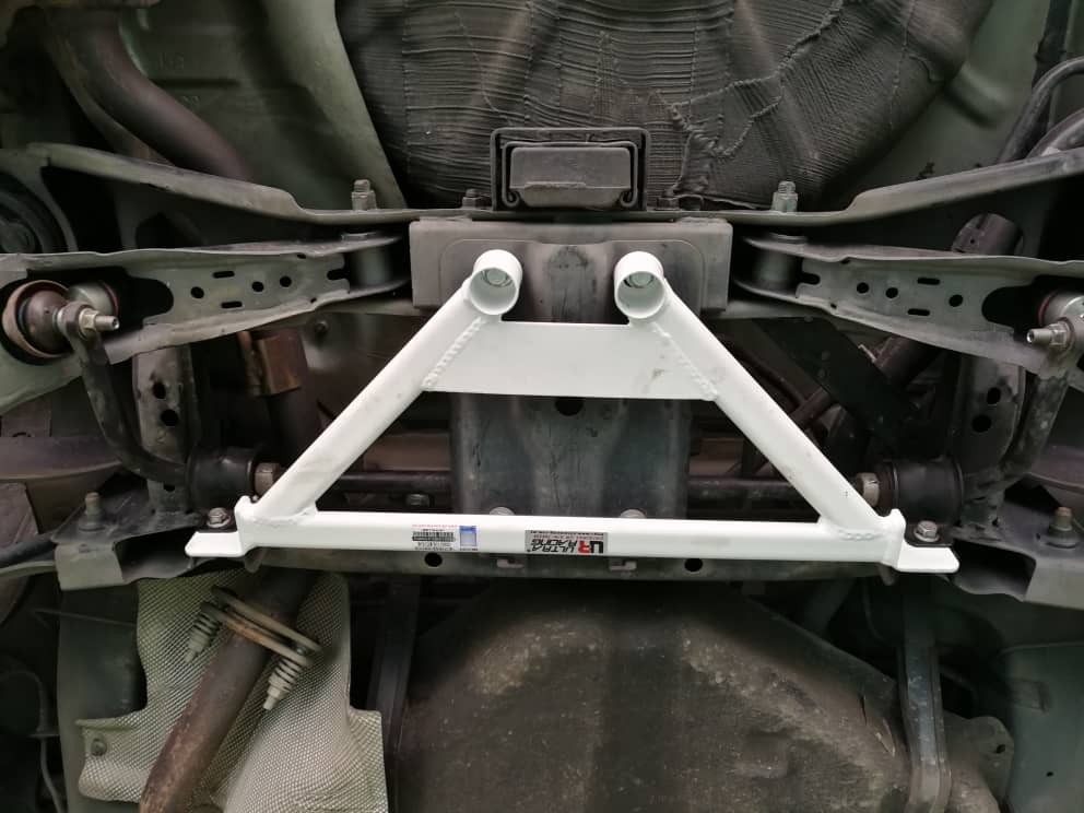 Ultra Racing Rear Lower Brace-234
